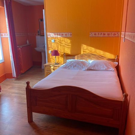 L'Hotel Du Mouton Blanc Fresne-Saint-Mames Zewnętrze zdjęcie